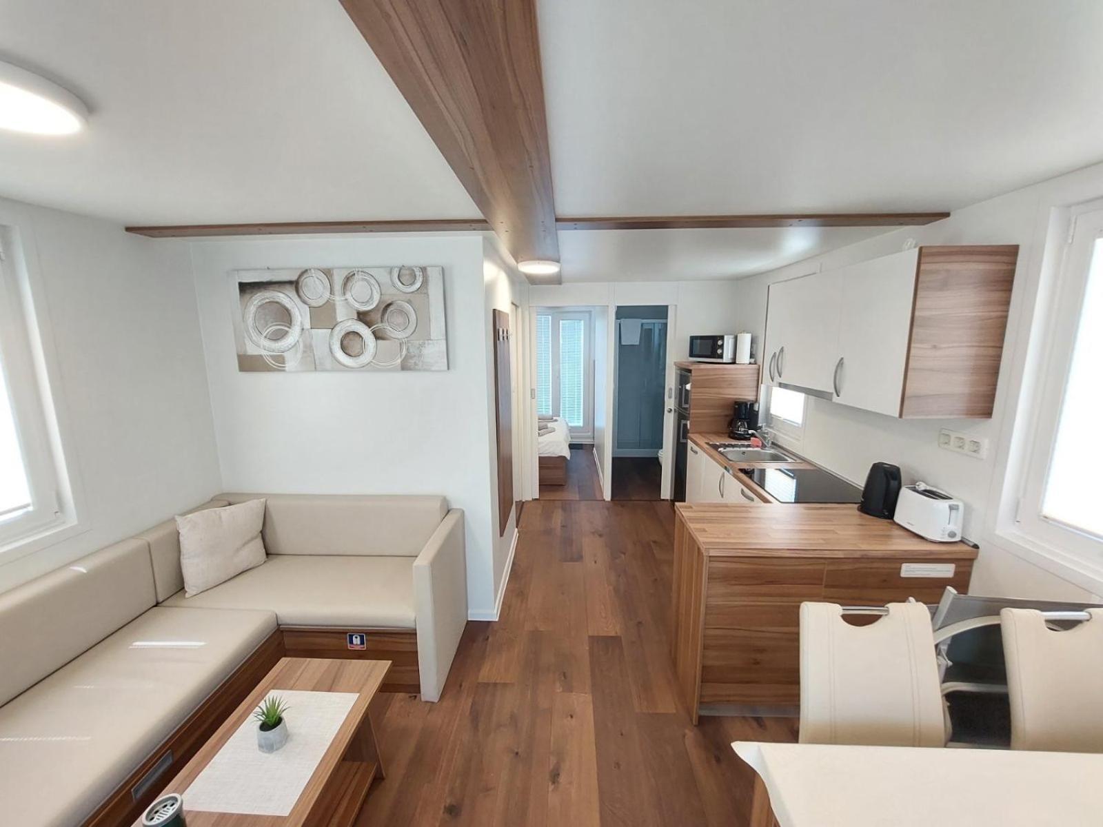 プーラ House Boat Oliva - Floating Houseヴィラ エクステリア 写真